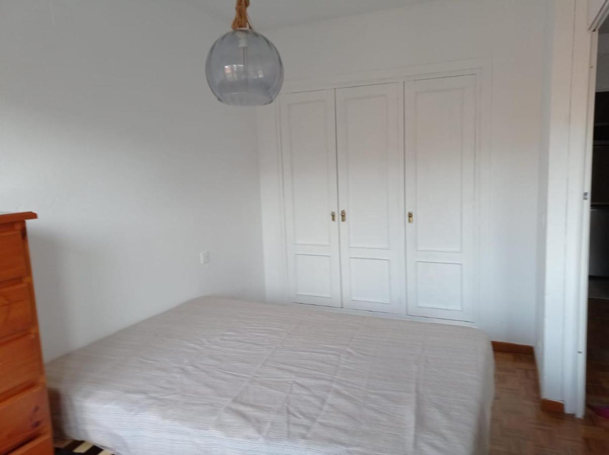 Luminoso, Centrico Y Silencioso Apartamento Jaca Bagian luar foto
